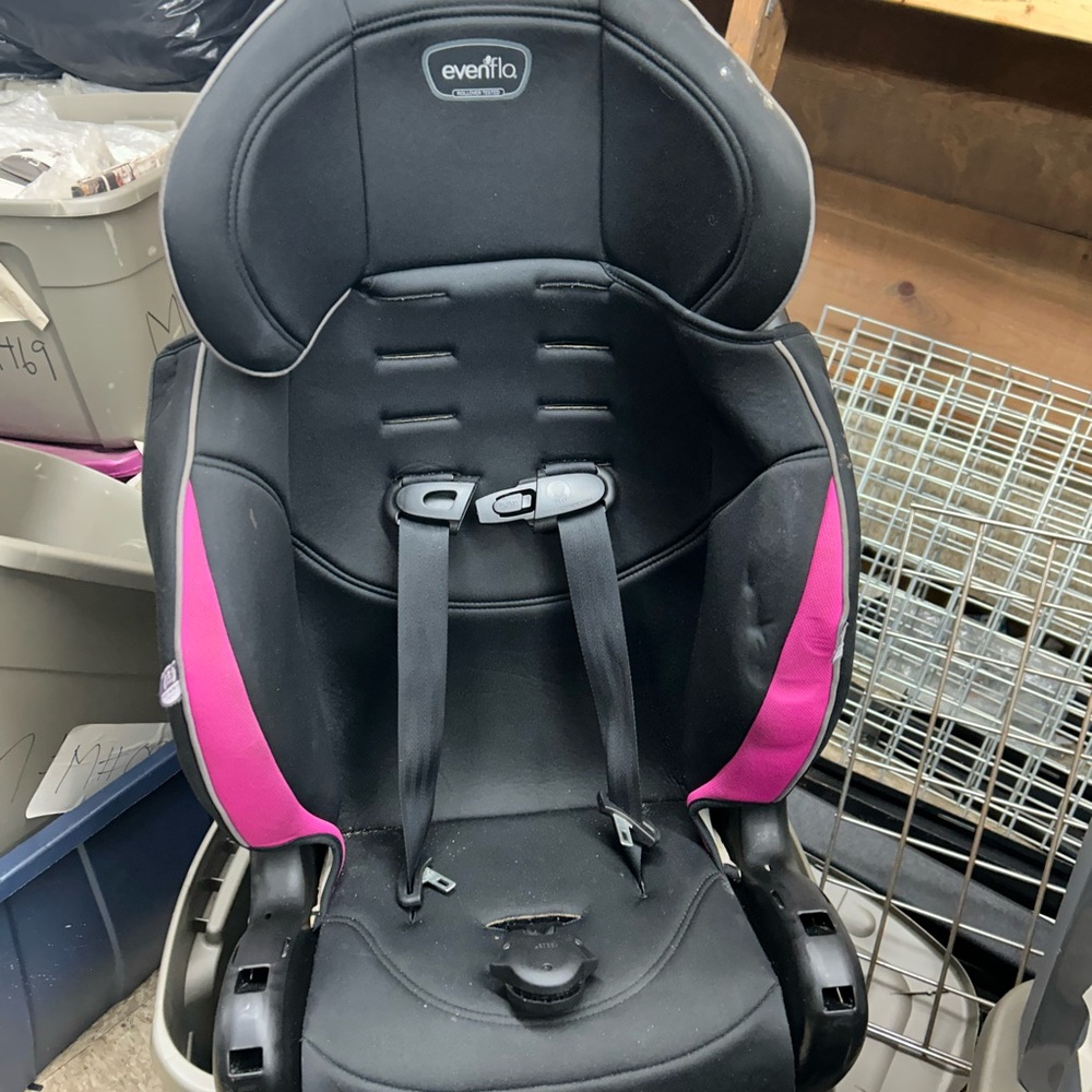 Evenflo Kids Car Seat – Black and Pink